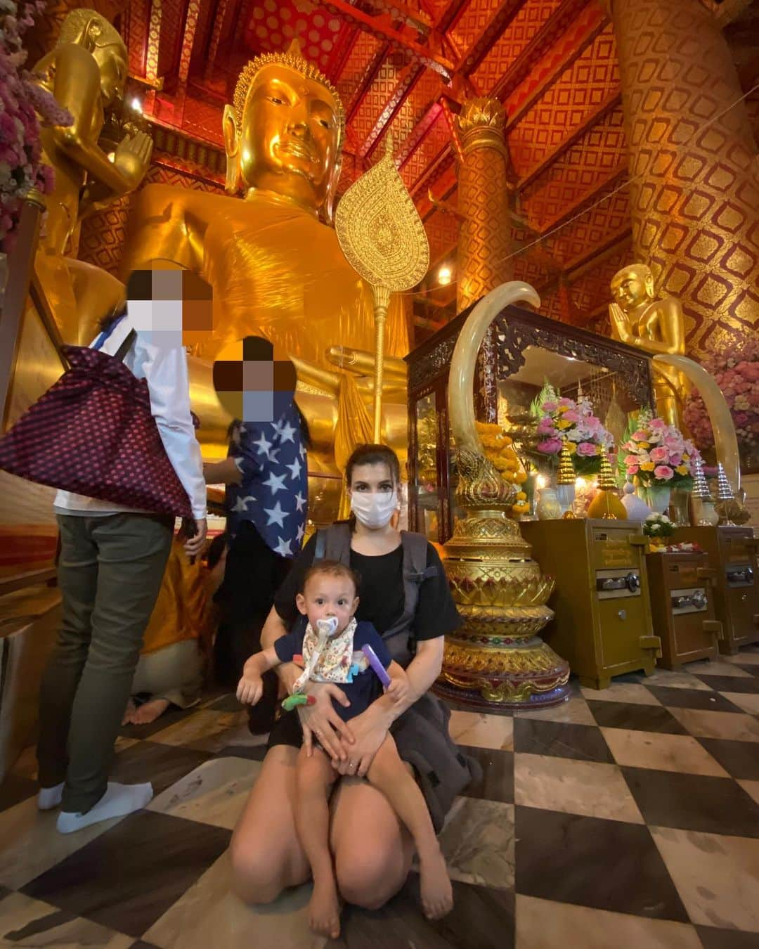 玲奈マリーのインスタグラム：「My happiest place 🥰 . . . . . . . . . #thailand #baby #cute #thailandtravel #thai #buddha #travelwithbaby #ayutthaya #buddhism #temple #modellife #modeloffduty  #タイ #アユタヤ　#旅行　#赤ちゃんと旅行 #大仏 #赤ちゃん　#ベビー　#親子旅行 #モデル　#ママモデル #ハーフベビー」