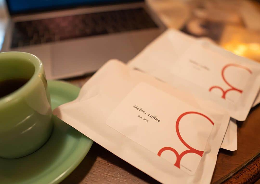 渡邉信一郎さんのインスタグラム写真 - (渡邉信一郎Instagram)「Stay home & Coffee... &Spotify.  #melhor_coffee」4月30日 12時47分 - be.shi22