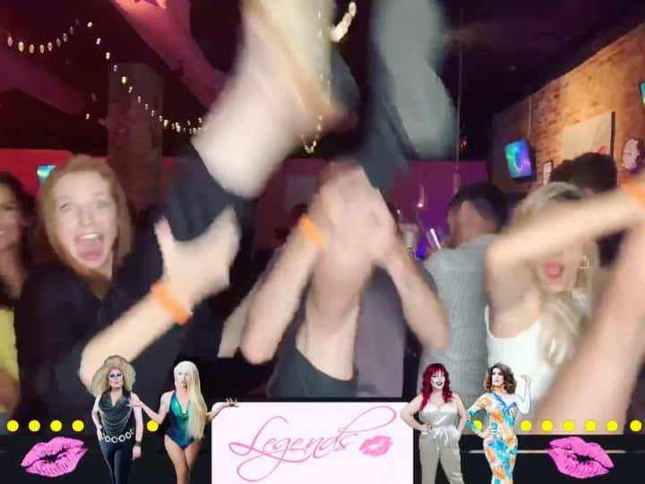 のインスタグラム：「leg lifts @ legends for #internationaldanceday 🕺🏼#dancingqueens」