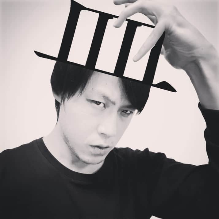 篠宮暁さんのインスタグラム写真 - (篠宮暁Instagram)「皿かぶってみた」4月30日 23時07分 - shinomiyaakira