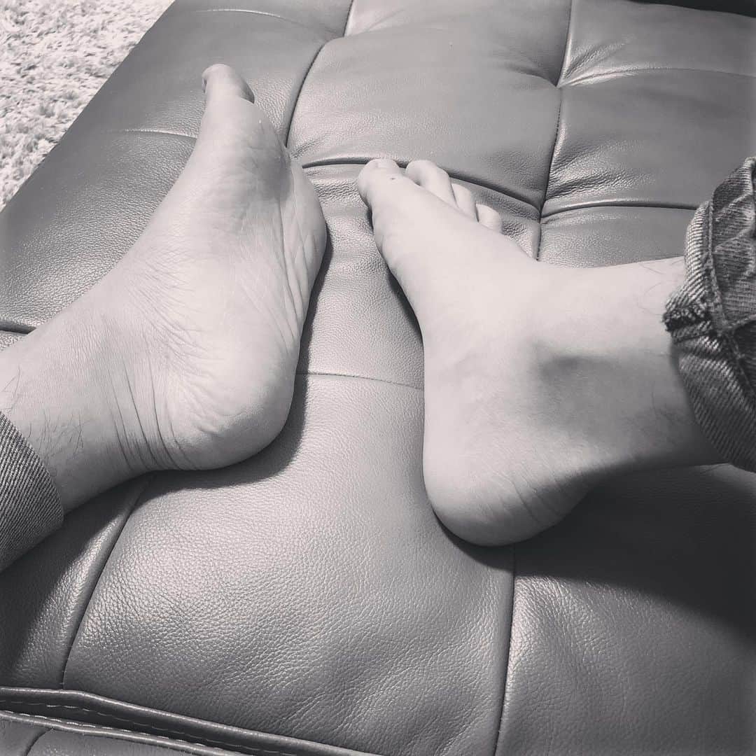 八島諒さんのインスタグラム写真 - (八島諒Instagram)「. 俺の足 . . #レッグ」4月30日 23時36分 - ryo_yashima
