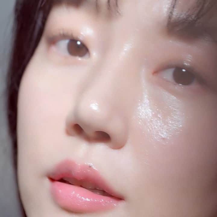 イム・スジョンのインスタグラム：「나의 하루와 자연을 담은 수분크림☀️🌿」