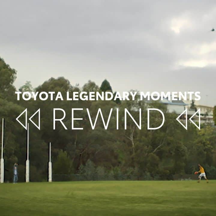 Toyota Australiaのインスタグラム：「Toyota Legendary Moments are back 🙌 With classic matches being replayed on TV, we thought we’d bring back some of our favourite stunts from Steve and Dave. If you had to recreate an AFL or AFLW moment, which one would it be? Comment below, and keep your eyes peeled to see how you could become a legend #ToyotaLegendaryMoments」
