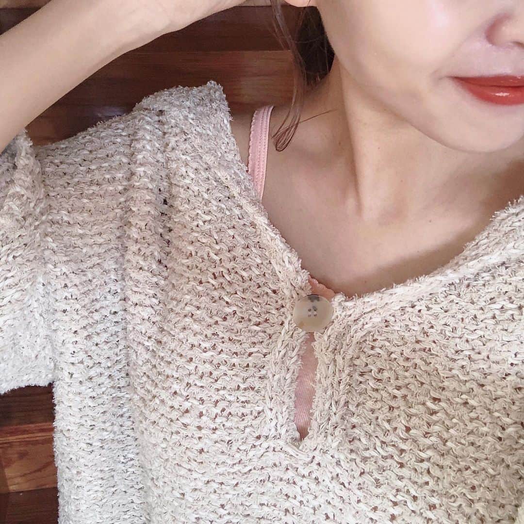 ちょびさんのインスタグラム写真 - (ちょびInstagram)「通年愛用しているプチバトー （@petitbateau_jp）🇫🇷 だいすきなポワンココットの日本限定カラー🩰 軽くて着心地がよくてとってもお気に入り。 . #プチバトー#プチバトーキャミ#キャミソール#ポワンココット#日本限定カラー#fashion#ootd#cordinate#PR#男の子ママ」4月30日 17時28分 - kaoriririn15