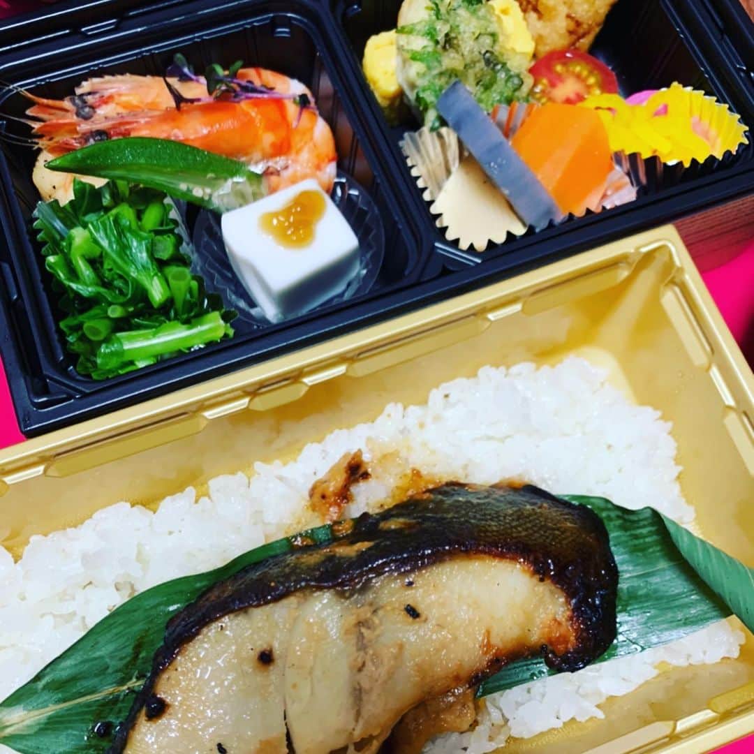 三谷沙也加さんのインスタグラム写真 - (三谷沙也加Instagram)「﻿ ダイニング　晴　〜はれる〜﻿ ﻿ さんのお弁当です🥺❤️﻿ ﻿ とっても美味しくて﻿ 是非、皆さんにも食べていただきたいです🥰﻿ ﻿ ﻿ ほっぺたおちますよ💕」4月30日 20時16分 - sayaka_mitani7