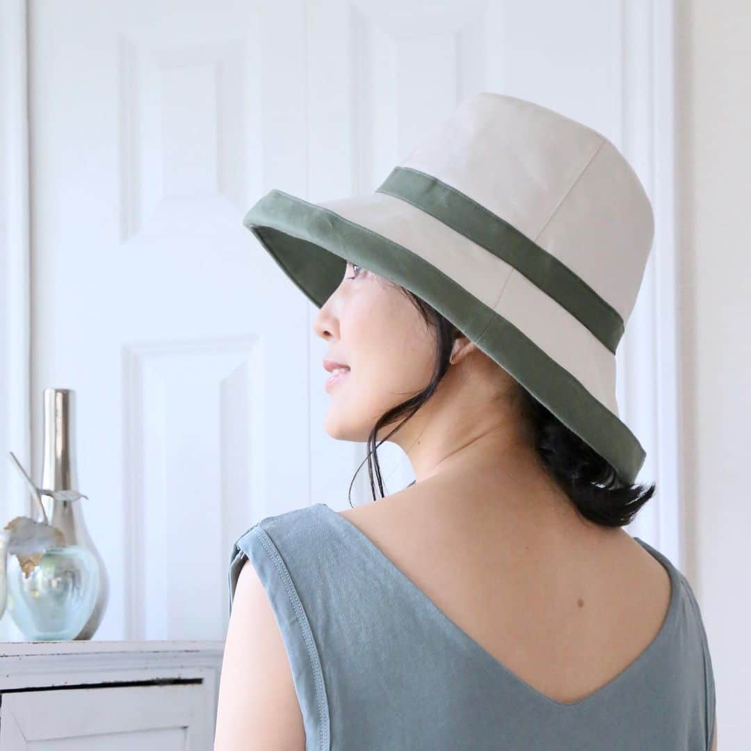 田中美里のインスタグラム：「こんな感じのグリーンが たまらなく好きです。  #jinnobeatshitecassie  #帽子 #hat  photo by fujiko」