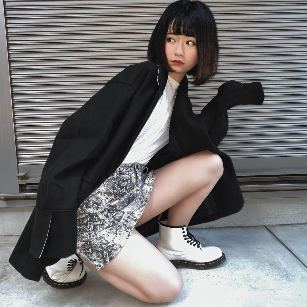 かれんのインスタグラム：「#かれんのくろーぜっと」