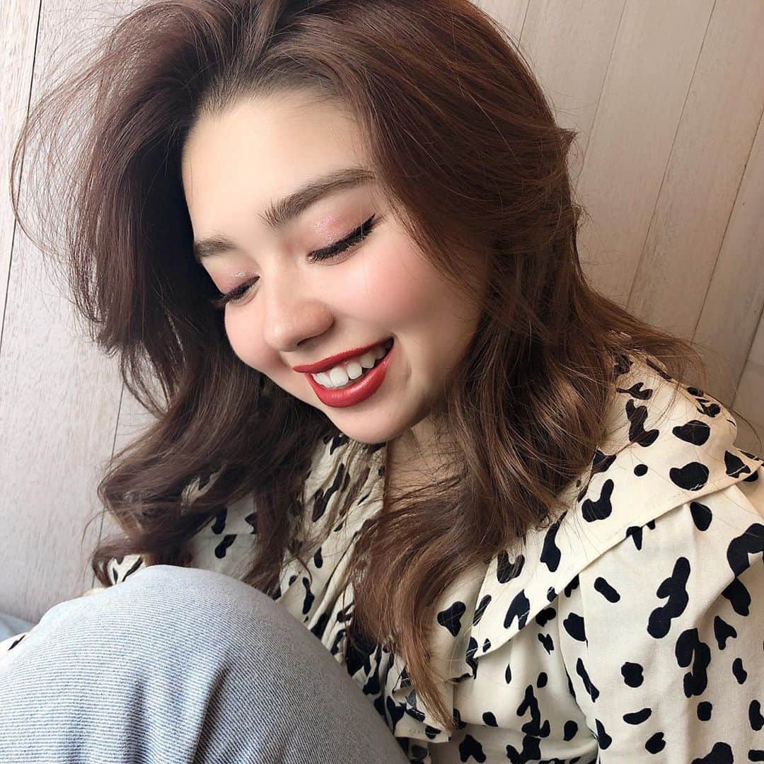 メロディー・チューバックさんのインスタグラム写真 - (メロディー・チューバックInstagram)「またまつ毛ばさばさにしたいなあ👶🏻 わたし毎日1万歩目指して歩いてんだ〜 そう、目指してるの。🤪」4月30日 21時35分 - melodychubak