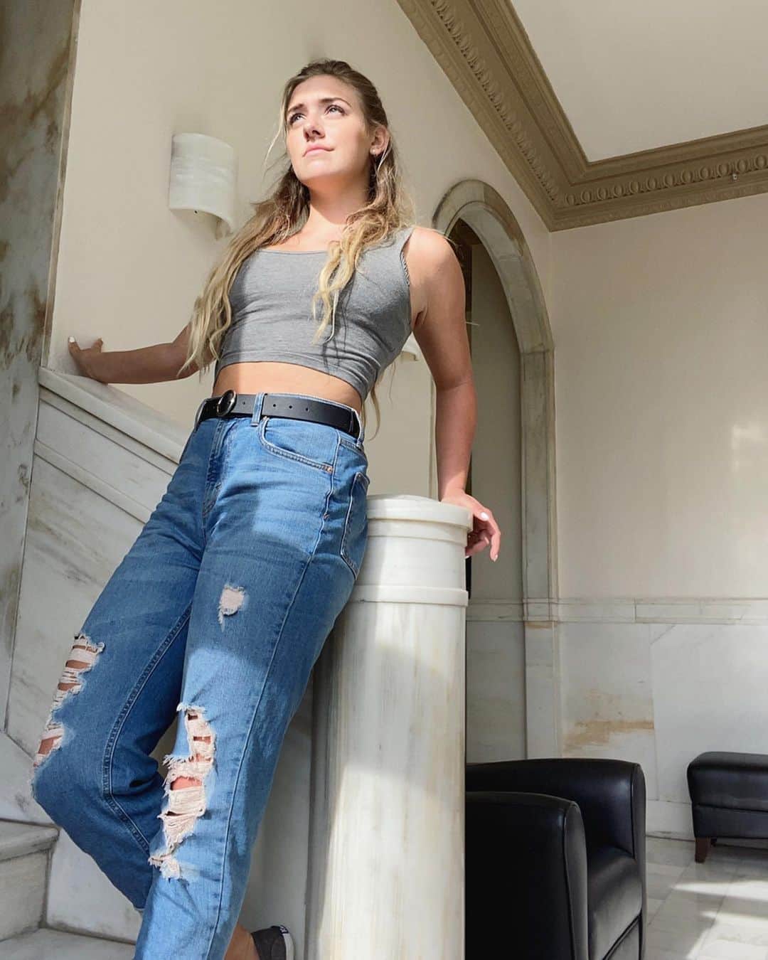 レイチェル・パーソンズのインスタグラム：「Bored in the dorms and I’m in the dorms bored」