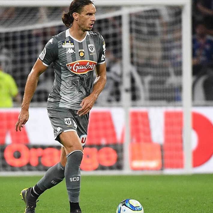 のインスタグラム：「⚽️=💔 #DugeKoseNosili #LaDalleAngevine」