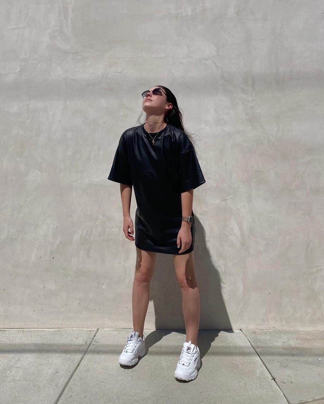 アデレード・ケインのインスタグラム：「Sunseeker @fashionnova fashionnovapartner」