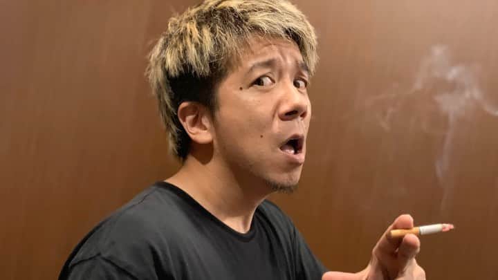 こーいちのインスタグラム：「昨日生配信中に無茶振りして配信が終わるまでに番組ジングル仕上げてくれたイガリマジ神ってるし感謝してる。  #BPM200 #メタリカ風 #神イガリ #ドラ3ちゃんねる」