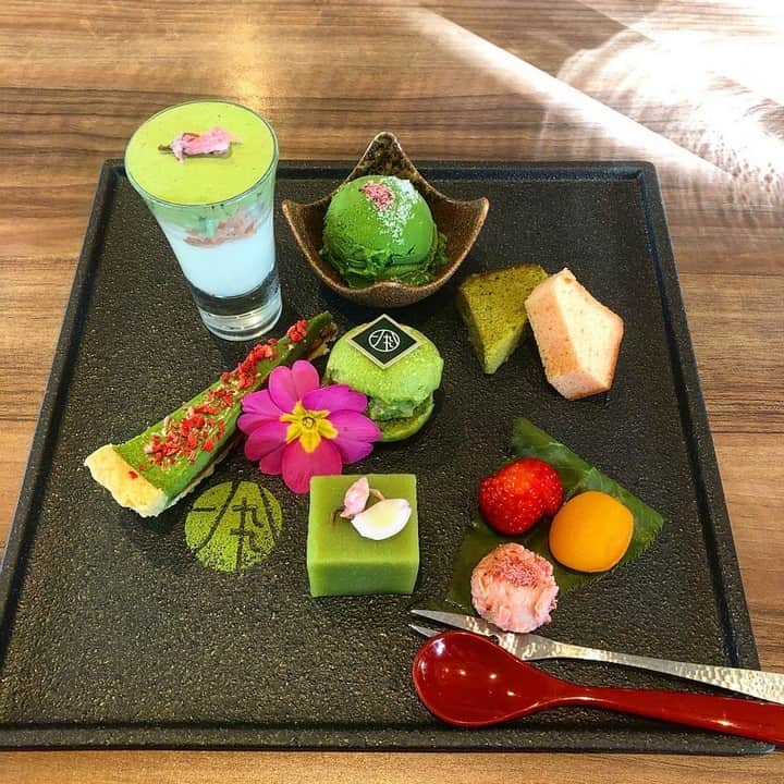 LeTRONC ルトロンのグルメインスタ