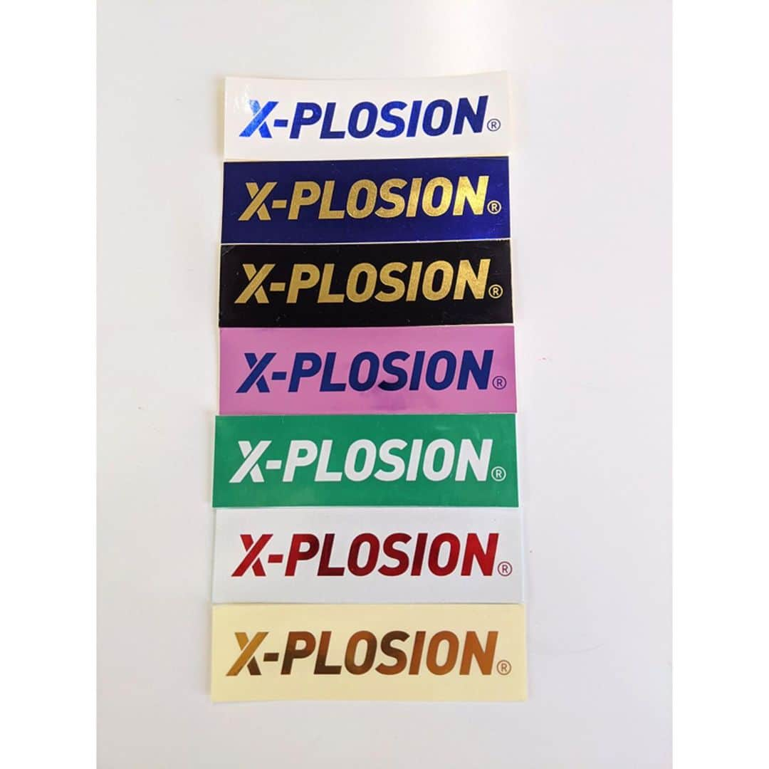 X-PLOSIONさんのインスタグラム写真 - (X-PLOSIONInstagram)「エクスプ プロージョンの良いところ🙌 ． こんにちは！エクスプロージョンです！ ． ． 私的に思うエクスプロージョンの良いところ 10コご紹介致します☺️ ． ①コスパが良い ②届くのが早い ③美味しい ④溶けが良い（水の量が少なくて済む） ④ステッカーが付いてくる ⑤成分内容が考えられている ⑥飽きずに続けられる ⑦フレーバーの種類が多く、選ぶのが楽しい ⑧競技者が開発しているので安心して飲める ⑨製品、味のセンスが良い ⑩ちゃんと飲んでいると、体の調子が良くなるのを実感できる ． ． 以上です！本当に良い製品だと思っているので、 日本中の皆さんに知ってもらえるように投稿の方も頑張りたいと思います📝✨ ． ． Instagramの投稿をきっかけに製品を知ってもらえたり ． 「この味を試してみよう」「このレシピを試してみよう」と、誰かの楽しみを作ったり ． そんな風に投稿を見ている方と繋がって、何か得てもらえることができたら嬉しいなと思います💪 ． ． 毎回、充実した内容をお届けできるように頑張りますので、これからもどうぞよろしくお願い致します☺️ ． ． いつもいいねやコメント、ストーリーへの掲載ありがとうございます♪ 次の投稿もお楽しみに… ． 味付き 1kg  1,414円〜 プレーン  1kg  1,235円〜 ご購入はこちらから！ → store.x-plosion.jp ． #エクスプロージョン#xplosion  #エクスプロージョンプロテイン #プロテイン #ホエイプロテイン #プロテイン女子 #たんぱく質  #タンパク質 #筋肉 #筋肉女子 #筋トレ #筋トレ女子 #トレーニング #トレーニング女子 #トレーニング動画 #training #workout #プロテインドリンク #プロテイン初心者 #エナジードリンク  #ホエイペプチド #ビタミンミネラル #bcaa #クレアチン #スポーツウェア #スポーツコーデ #ステッカー #プロテイン生活 #カゼインプロテイン」5月1日 18時24分 - x_plosion_protein