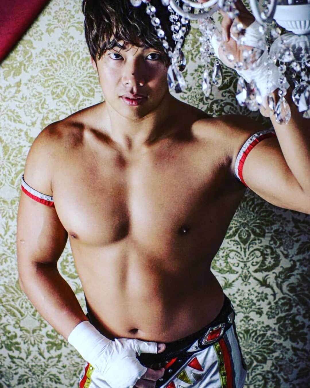 竹下幸之介のインスタグラム：「5月は一番好きな月なんだなも。  My favorite month is May.」