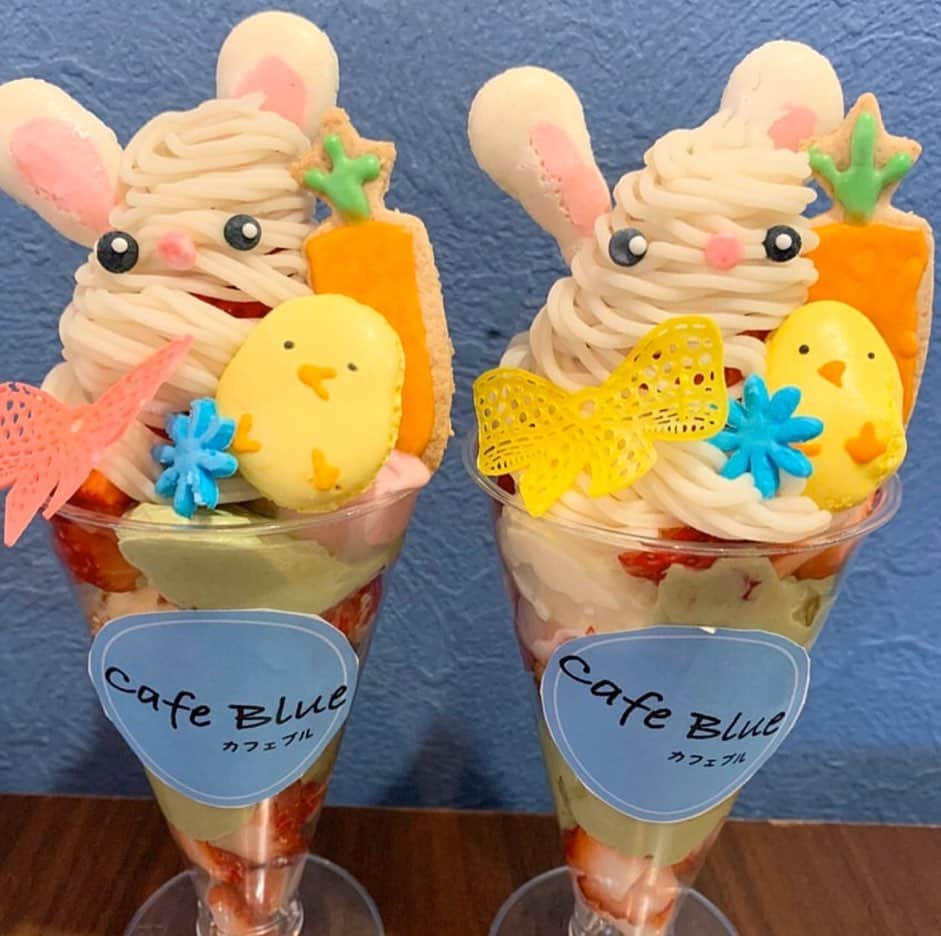 RETRIP<リトリップ>グルメさんのインスタグラム写真 - (RETRIP<リトリップ>グルメInstagram)「【RETRIP×愛知】 こちら愛知にある「カフェブル」です。とっても可愛いキャラクターをあしらったパフェが人気のカフェ🍰そんなこちらで、今の時期にはテイクアウトのパフェが登場❣️5月のパフェも楽しみですね。 . RETRIPでは「おでかけ」に関する様々な情報を発信しています。外出自粛期間は行きたい気持ちを抑えていつか行きたい場所として保存しておいてくださいね。ぜひ他のアカウントもチェックしてみてください！ . @retrip_nagoya_ 名古屋の話題のカフェを紹介 @retrip_osaka_ 大阪のおでかけグルメスポットを紹介 @retrip_kyoto_ 京都のおでかけスポットを紹介 @retrip_fukuoka_ 福岡のおでかけグルメスポットを紹介 @retrip_hokkaido_ 北海道のおでかけスポットを紹介 @retrip_korea_ 韓国の話題のカフェを紹介 @retrip_news 最新のおでかけ情報を紹介 @retrip_nippon 日本の絶景を紹介 @retrip_global 海外の絶景を紹介 @retrip_gourmet 全国の話題のスイーツを紹介 @retrip_dinner 全国の話題のごはんを紹介 @retrip_cafe 全国のおしゃれなカフェを紹介 . ▼RETRIP[リトリップ]のアプリは AppStore、GooglePlay「リトリップ」で検索！ プロフィールのURLからもダウンロードできます。 . photo by  @_k_taberu_ . . #retrip #retrip_rh #カフェブル #パフェ #愛知カフェ #カフェ好きな人と繋がりたい #スイーツ好き #スイーツ好きな人と繋がりたい #スイーツ好きな人とつながりたい #グルメ好きな人と繋がりたい #グルメ好き #グルメ好きと繋がりたい #スイーツ部 #カフェ部」5月1日 13時23分 - retrip_gourmet
