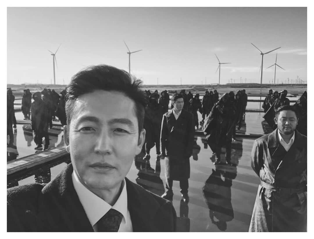 イ・ジョンジンさんのインスタグラム写真 - (イ・ジョンジンInstagram)「#더킹영원의군주 #thekingeternalmonarch 이림과 살수대. 오늘도 본방사수 부탁드립니다🙏🙏 #sbs드라마 #netflix」5月1日 13時55分 - jung.jin.lee_