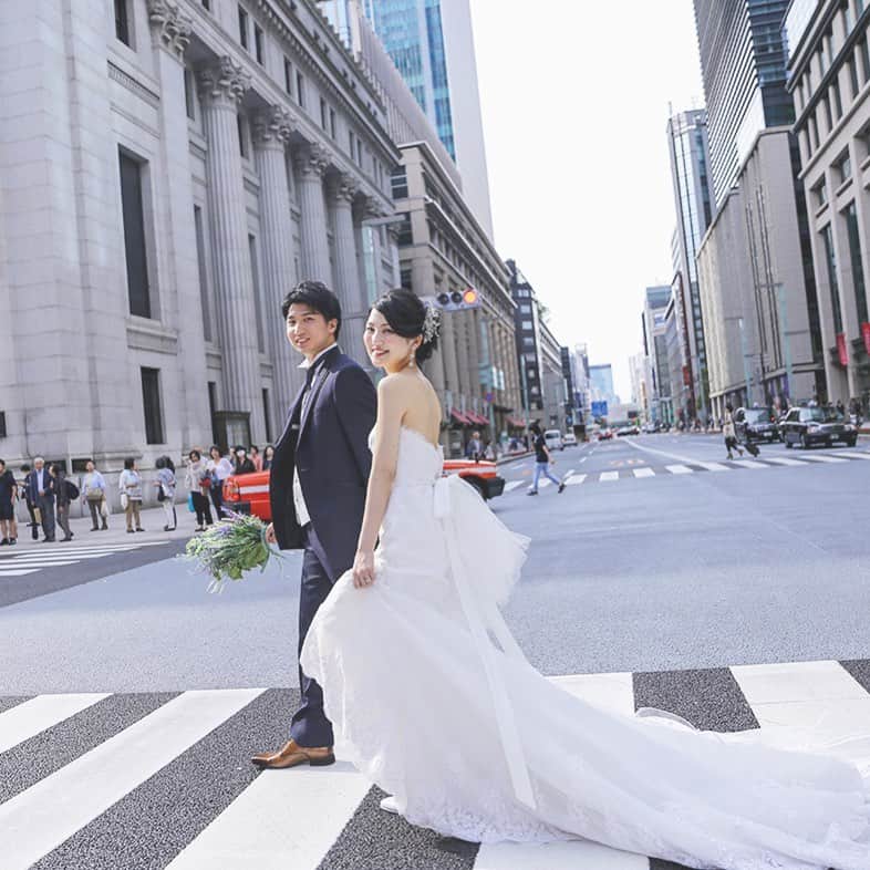 CLAIREのインスタグラム：「いつもの日常が戻ってくることを祈って✨ ・ いずれ前撮りや結婚写真を撮る時の参考にどうぞ。 ・ @clairebridalstudio」