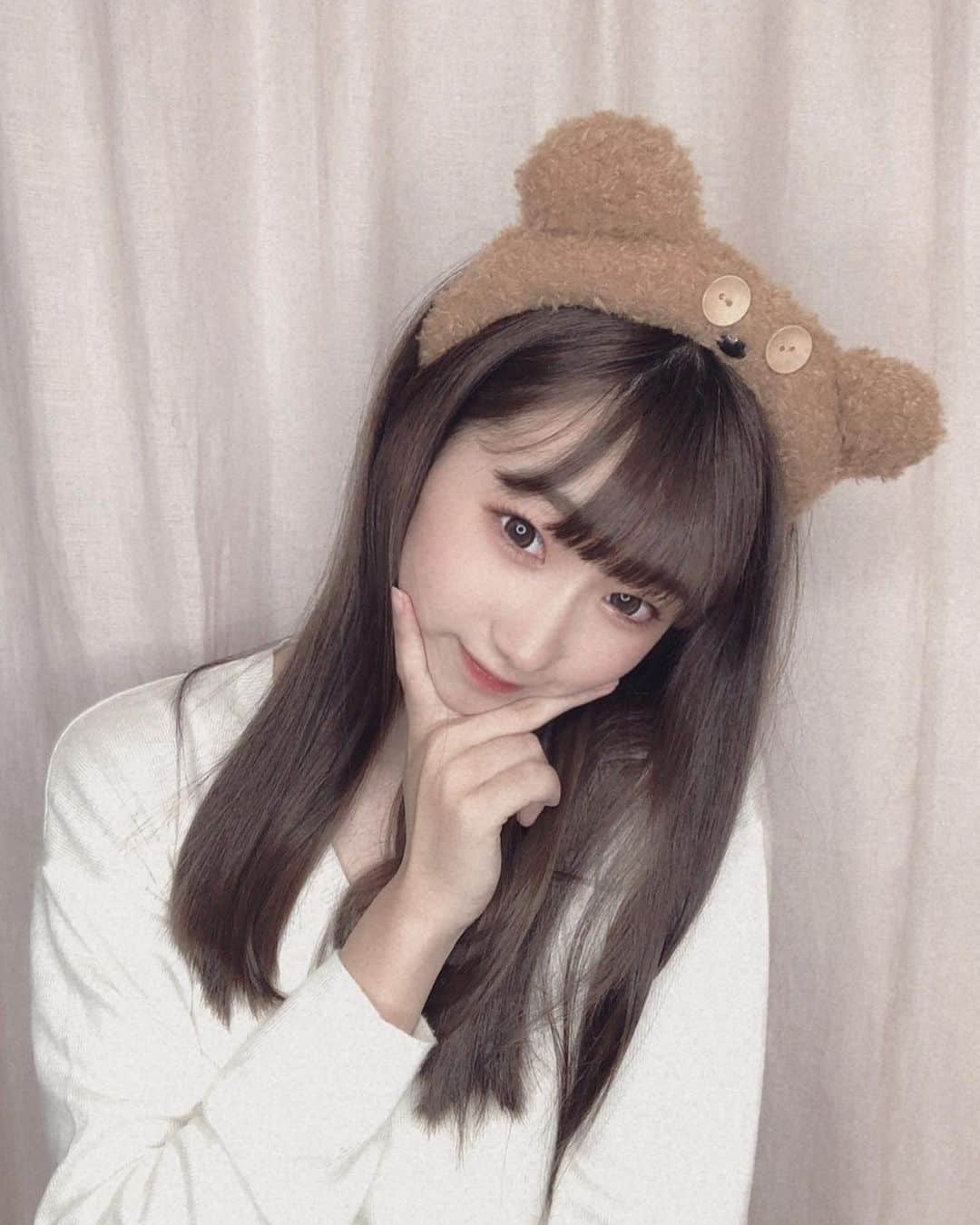 下北姫菜さんのインスタグラム写真 - (下北姫菜Instagram)「・ ユニバに行きたすぎる結果こうなりました😗🙄🤍 ・ コロナちゃん早く治らないかなぁ、 ・ みんな出来るだけお家にいようね‼︎ ・ ・ ・ #コロナ #コロナに負けるな #おうち時間 #おうち #ユニバ #ユニバ行きたい #usj #カチューシャ #ユニコーン #くま #くまさん #jk #jk1」5月1日 15時01分 - hina_shimokita