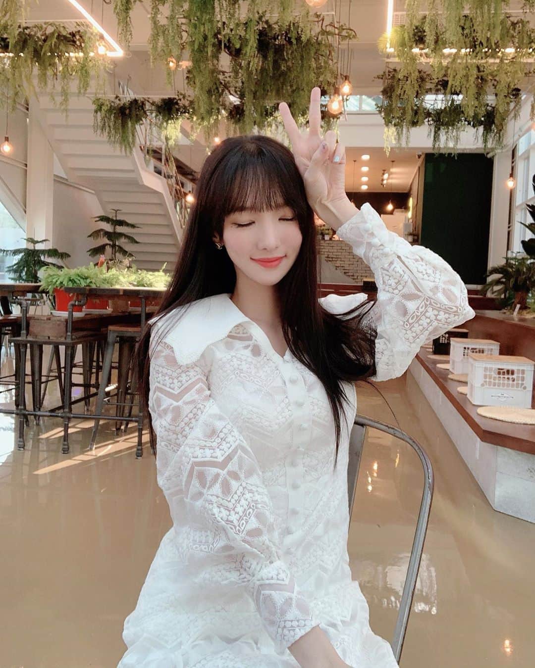 ミンヒ のインスタグラム：「☀️날씨 너무 죠앙☀️」