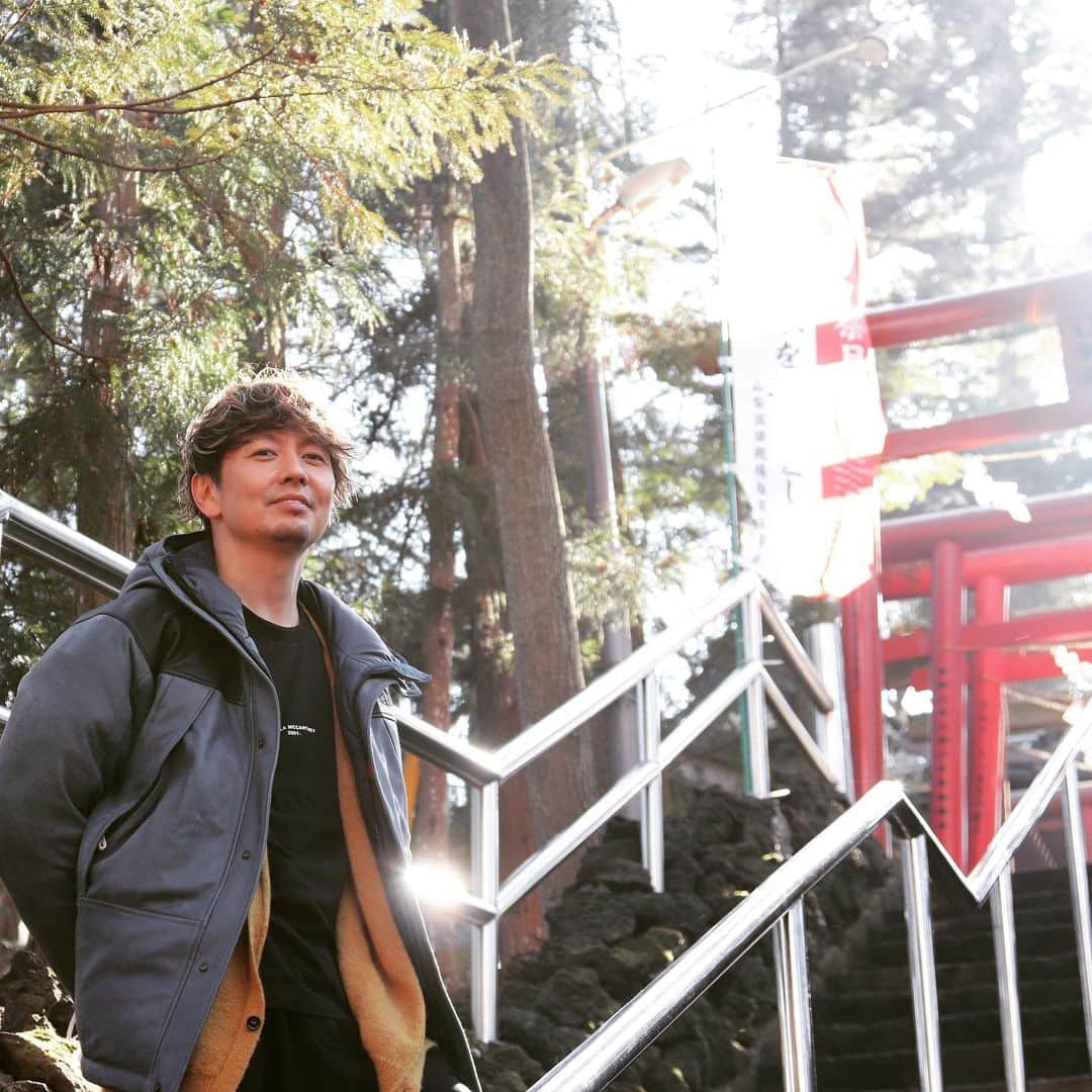 SHOCK EYEさんのインスタグラム写真 - (SHOCK EYEInstagram)「参拝した気分にどうぞ✨ #新屋山神社 #運気アップ #2018年初春」5月1日 20時32分 - shockeye_official