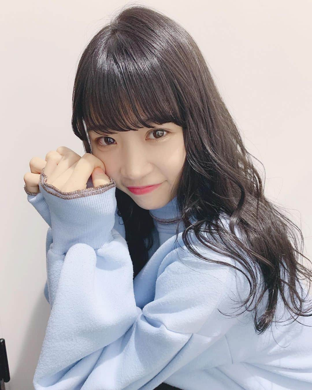 堂本千晴さんのインスタグラム写真 - (堂本千晴Instagram)「2019年2月頃。 この頃はおやつに入ってアイドルはやっぱ黒髪！！と思って黒髪にしたんよね💓 . 黒髪にしたら逆に補導されなくなった笑笑 . . .  #いまりある  #ラブストーリーから生まれるヘアメイク #ロメ #ヘアアレンジ  #サロンモデル #サロモ #サロモ募集中 #アイドルヲタク  #ローリエプレス #ローリエガールズ #かわ育 #かわ育旅行 #bis_web #mery #lomé  #color #hair #hairmodel #hairarrange」5月1日 21時19分 - maria_misato_1109