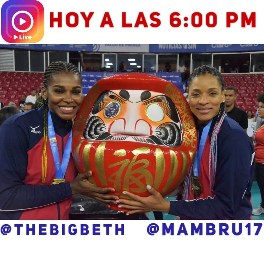 ベタニア・デラクルスさんのインスタグラム写真 - (ベタニア・デラクルスInstagram)「Hoy a las 6 de la tarde no te puedes perder éste live de Reina a Reina  con @mambru17 , para nosotras lo más importante es  estar saludables por eso prepárate para activar el cuerpo y aprender una rutina de ejercicios que te va a motivar y te va a hacer mover el cuerpo en ésta cuarentena🙋🏾‍♀️, tambien  tendremos una  conversación muy divertida de Reina a Reina🤗😉... Preparen sus preguntas para mi invitada😁😁😁 Actívate hoy a las 6:00pm  #DeReinaReina #QuédateEnCasa #IgLive #BigBeth」5月1日 22時00分 - thebigbeth