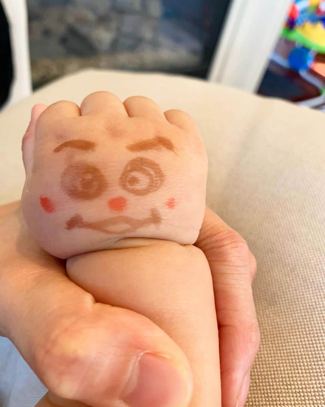 高木りなさんのインスタグラム写真 高木りなinstagram 今しかないこのムチムチ感 たまらん 너무 사랑스럽다 赤ちゃんの 手 クリームパンダ アンパンマン カレーパンマン 아기손 크림팬더 호빵맨 카레빵맨 5月1日 22時00分 Rinasvoyage
