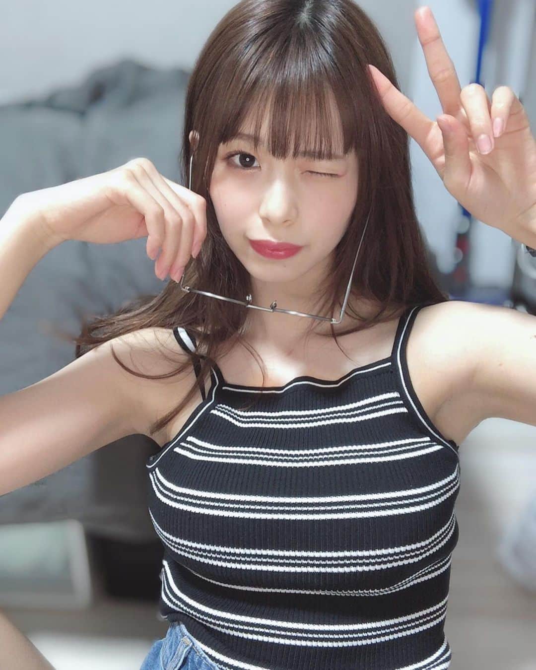 川崎ひかるのインスタグラム：「今日暑かった🌈☀️ . . . . .  #daily #dailylook #selfie #selca #ootd #japanesegirl #japaneseculture #japaneseanime #japaneseidol #idol #cosplay #cosplaygirl #followｍe 일본아이돌  #데일리 #데일리룩 #셀카그램 #셀카 #셀피 #오오티디 #팔로우 #헤어스타일 #헤어어레인지 #自撮り #アイドル #ビジョビ #ビジョラダ #おうち時間」