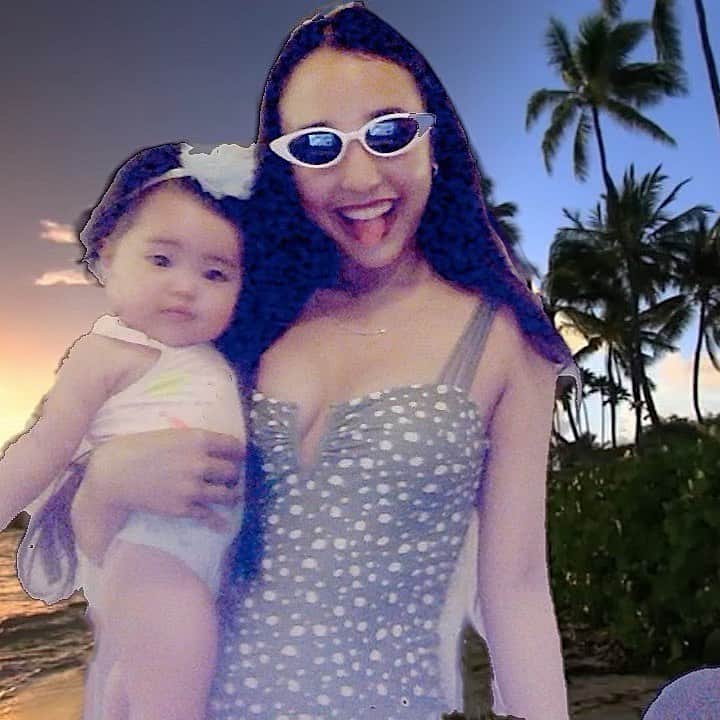 大橋リナのインスタグラム：「DIGITAL VACATION🌴」