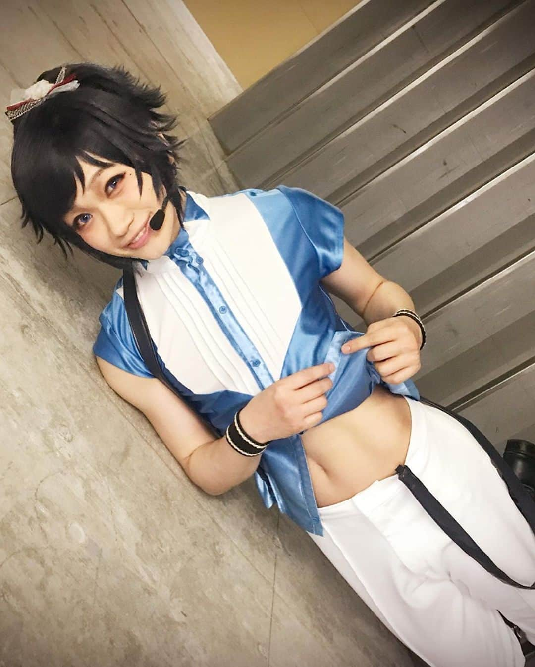 鳥越裕貴さんのインスタグラム写真 - (鳥越裕貴Instagram)「#ありがとう #真剣乱舞祭2018 #祭り 💙 #大和守安定 #チラ見せ #huhuhu」5月1日 22時55分 - yuki_torigoe.cleftchin