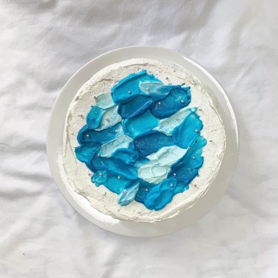 麻生果恩のインスタグラム：「. . #ケーキ つくったの🐬」