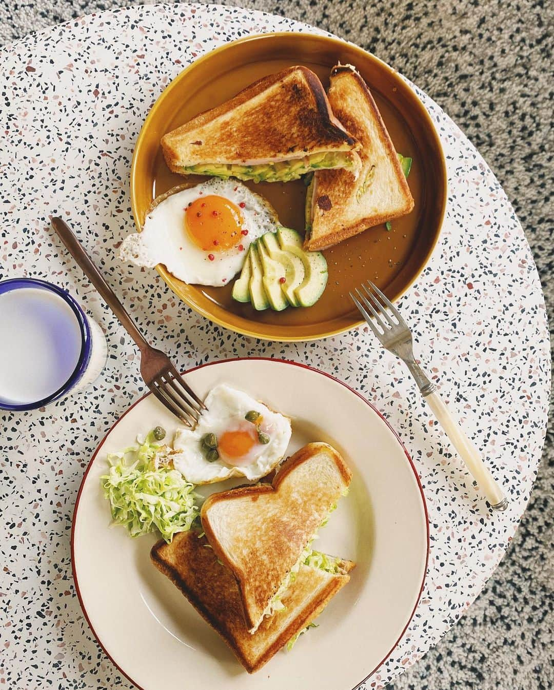 金光みり愛さんのインスタグラム写真 - (金光みり愛Instagram)「ホットサンド🥪　ツナキャベツチーズとハムアボガドチーズ◎ ライブ見てくれたみんなありがとう😂❤︎ #milliahskitchen」5月1日 22時56分 - milliah_kanemitsu