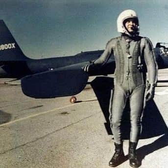 CIAのインスタグラム：「#OTD 60 years ago, Francis Gary Powers was piloting a U-2 reconnaissance mission for the CIA when he was shot down over the Soviet Union. . . . On the morning of May 1, 1960, Powers was up well before the sun. ‪At 5:20am‬ Powers climbed into the cockpit and waited for the signal for takeoff. He soared to the sky where the outside temperature fell to sixty degrees below zero.  The malfunctions of this U-2 could have altered the course of history had they occurred earlier in the flight. Powers was 1300 miles inside of Russia when the autopilot broke down. He decided to fly the plane manually for the duration and to complete his mission.  The young pilot had been flying for almost four hours when he heard a dull thump, the aircraft lurched forward, and there was a bright orange flash from a nearby surface-to-air missile. The plane’s right wing began to droop and the nose started to go down. . . . Check out the link in the bio to learn more about the "May Day Over Moscow."」