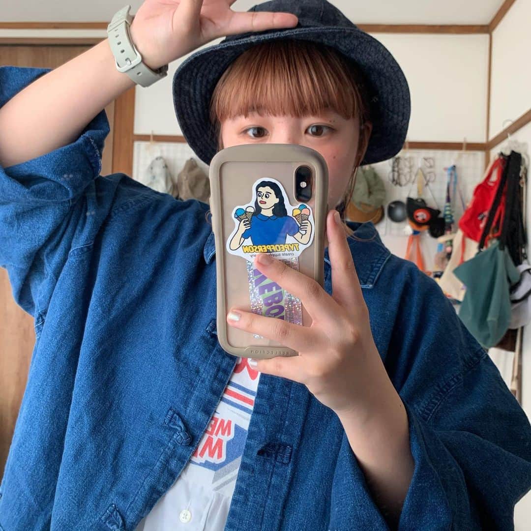 HONOKAのインスタグラム：「.〻  スーパーとかにお買い物だけの日でもおしゃれはしたいものです🦧✨ かわいい春物、着れずに終わっちゃう服たちもいて悲しい… 来年はたくさん着れるといいな〜！！」