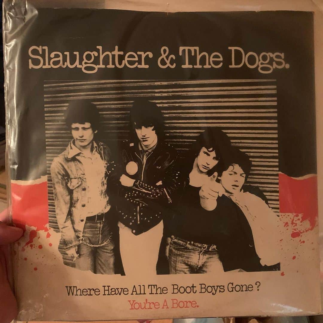 池田真一のインスタグラム：「Slaughter & The Dogsの12インチシングル！ 渋すぎる大好き過ぎるバンド これめちゃくちゃレア版やと思うねんけど誰かわかる？？」
