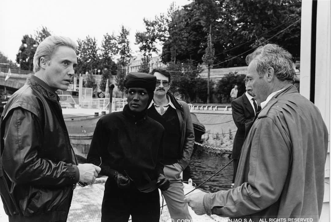 James Bond 007さんのインスタグラム写真 - (James Bond 007Instagram)「It’s got to be May Day on May Day. Here’s a look into the Bond archives with some behind the scenes photos of A VIEW TO A KILL (1985). Christopher Walken is really rocking that leather jacket…」5月2日 1時00分 - 007