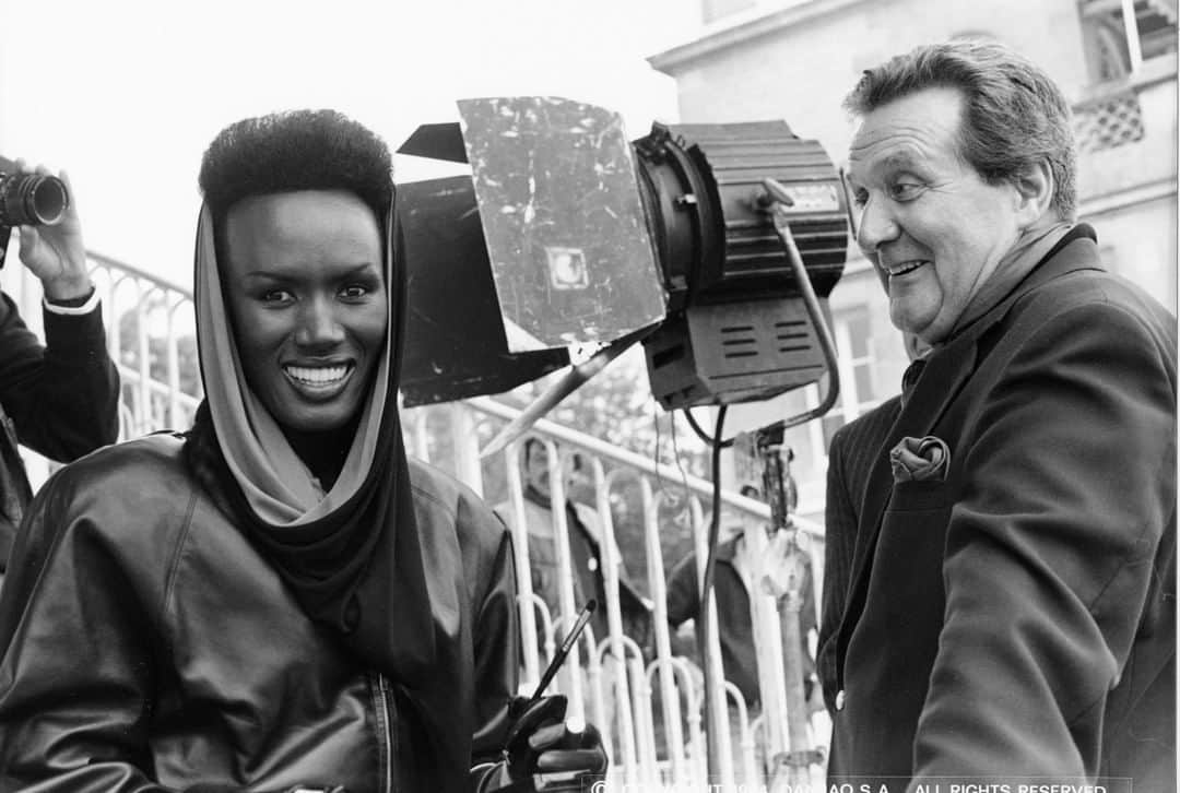 James Bond 007さんのインスタグラム写真 - (James Bond 007Instagram)「It’s got to be May Day on May Day. Here’s a look into the Bond archives with some behind the scenes photos of A VIEW TO A KILL (1985). Christopher Walken is really rocking that leather jacket…」5月2日 1時00分 - 007