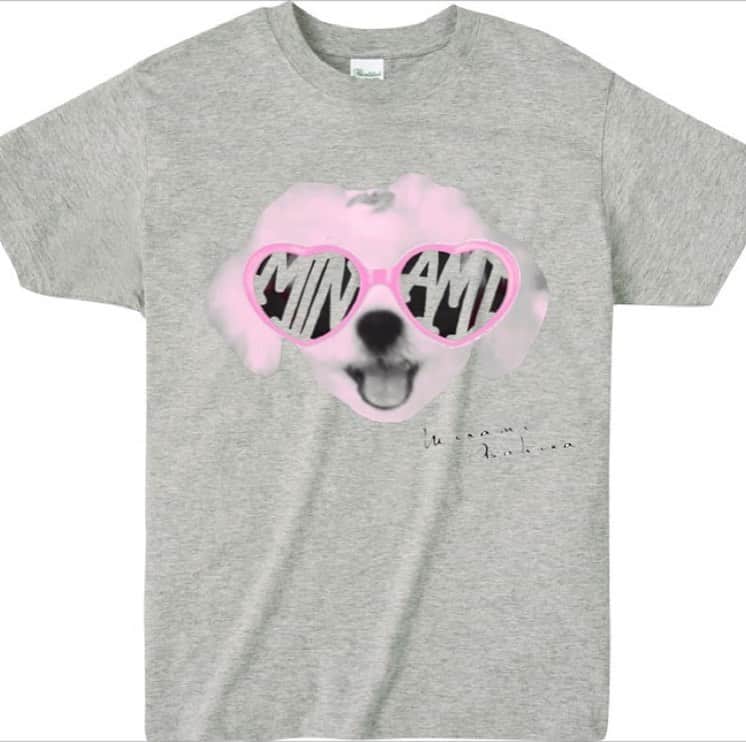 のインスタグラム：「めたんこかわいくない？？ 南Tシャツみんなで着たいな💓 オンライン物販、のぞいてみてね！ 【Online shop】 gsfr3.app.goo.gl/8SWy8w  #Tシャツ　#オリジナル　#ペアルック」