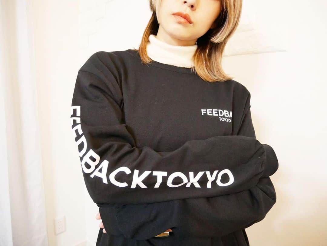 HARUNAさんのインスタグラム写真 - (HARUNAInstagram)「@feedback_tokyo のロゴがリニューアルして新作ロンTがオンラインストアで発売になりました☺︎ WHITE/BLACKの2色、私はsize2を着てまーす。 暖かくなってきたので#おうち時間 ロンT1枚でも過ごしやすいね。」5月2日 12時26分 - haru_na810