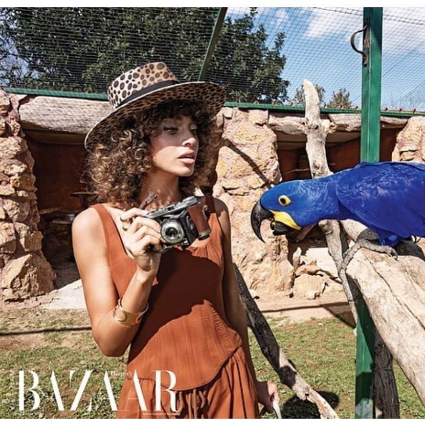 Nick Fouquetのインスタグラム：「🦜 Safari chic @harpersbazaarus」