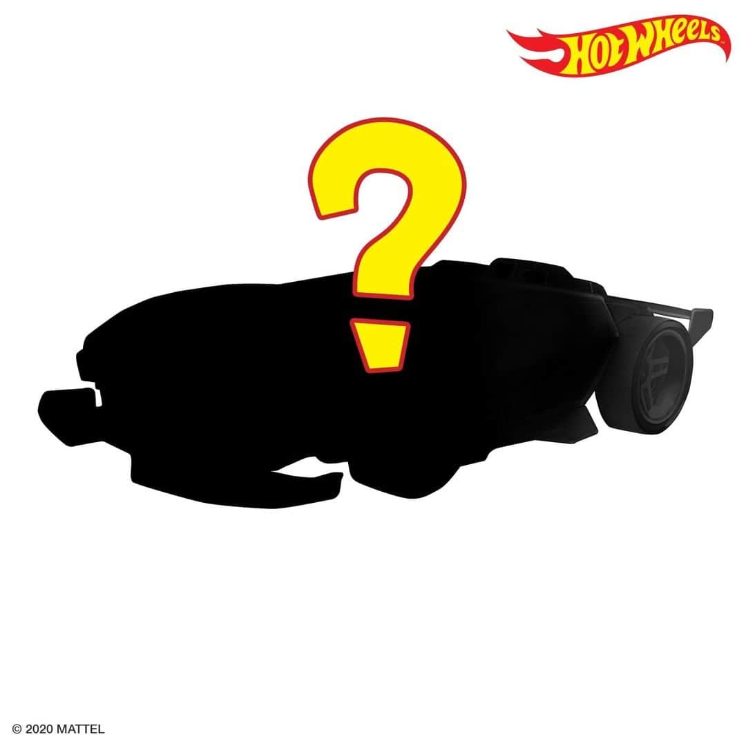 Hot Wheelsさんのインスタグラム写真 - (Hot WheelsInstagram)「Tune in tomorrow at 10AM PT to see #HotWheels designer, @dwaynevance draw and reveal a new die-cast coming in 2021. #KeepPlaying」5月2日 5時00分 - hotwheelsofficial