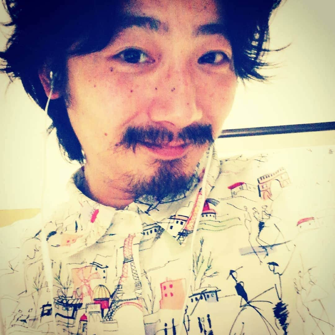 宮原将護のインスタグラム：「Thanks a lot for watching^^ I earnestly wish all theaters will open soon !!! Shogo.M <The Council -Online and English Sub. ver.> ■Date May 1st(Fri)  9pm[UK TIME] (May 2nd(Sat) 5am[JAPAN TIME]) Mainly for Europe, Middle East and Africa.  May 2nd(Sat) 7pm[JAPAN TIME] for Asia and Oceania.  May2nd (Sat) 9pm[USA NY TIME] (May 3rd(Sun) 10am[JAPAN TIME] for North and South America.  https://www.youtube.com/channel/UChpmFOPIbRQZqj3oqi9uJAw  #mikaionline  #morning  #love  #StayAtHomeChallenge #theater #KeepgoingTOGETHER  #COVID19」