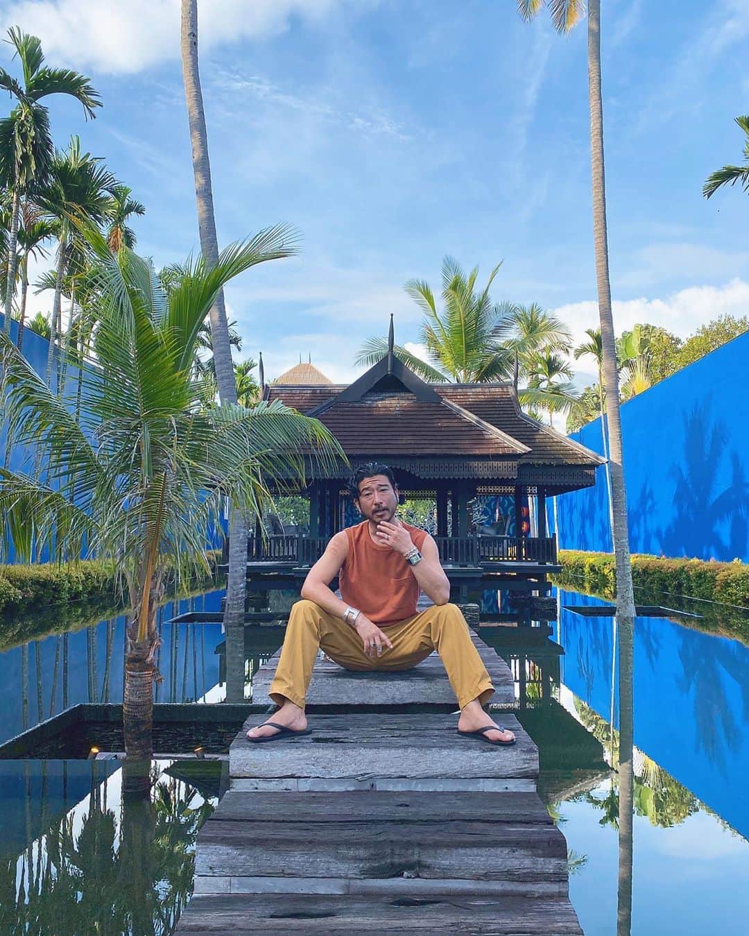 小塚源太のインスタグラム：「It's a bright day!  こうなったら脳内ゴールデンウィーク #may #escapism #travel #fourseasons #🤪」