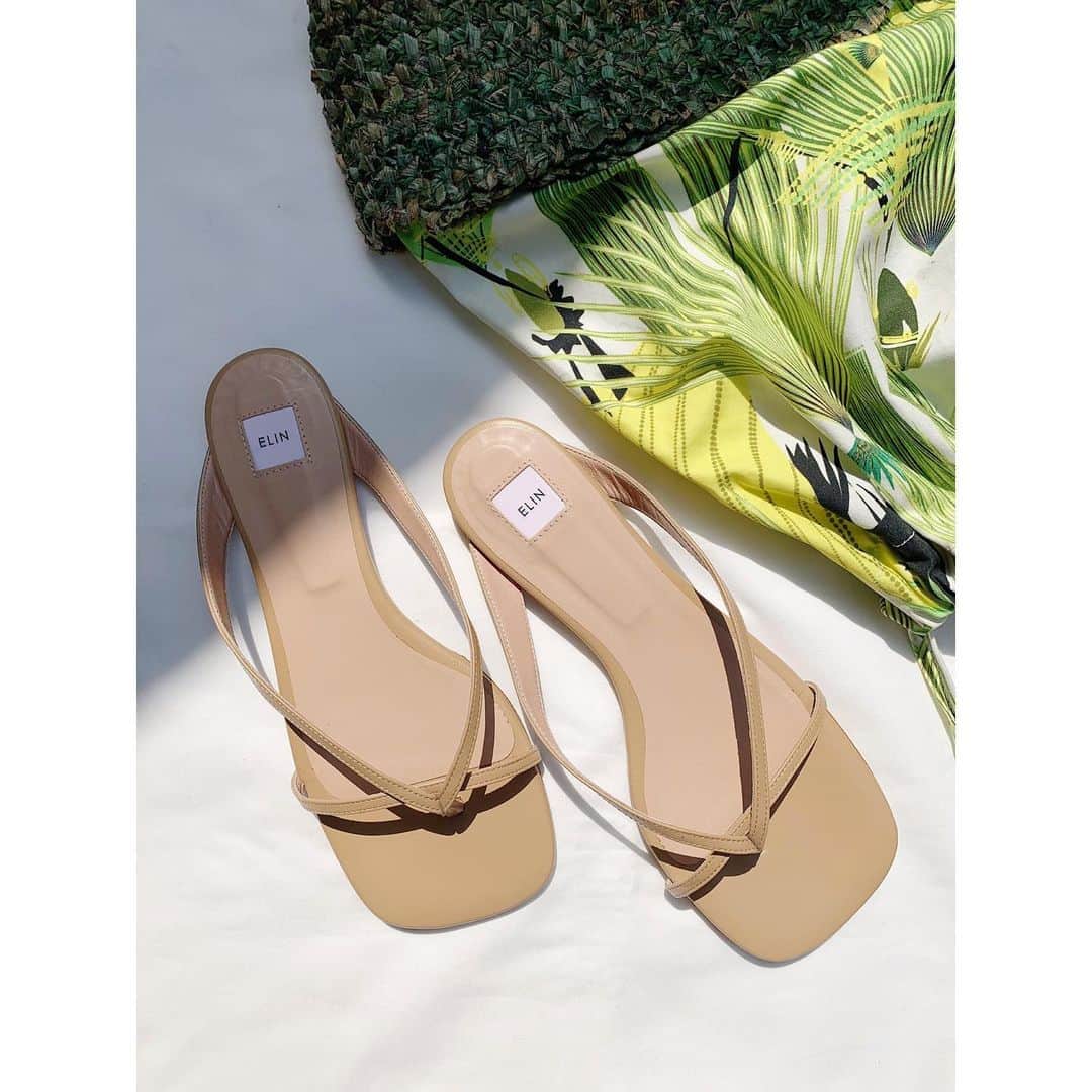 川島幸恵さんのインスタグラム写真 - (川島幸恵Instagram)「🥯🥜🥠🥖🧀﻿ ﻿ 3月に買って、裏張りしてスタンバってたやつ👡﻿ ﻿ そろそろ出番だね🤤﻿ ﻿ ﻿ #sandals #elin﻿ #beige﻿ #bag #marni﻿ #fashion ﻿ #summer」5月2日 11時18分 - sachie118