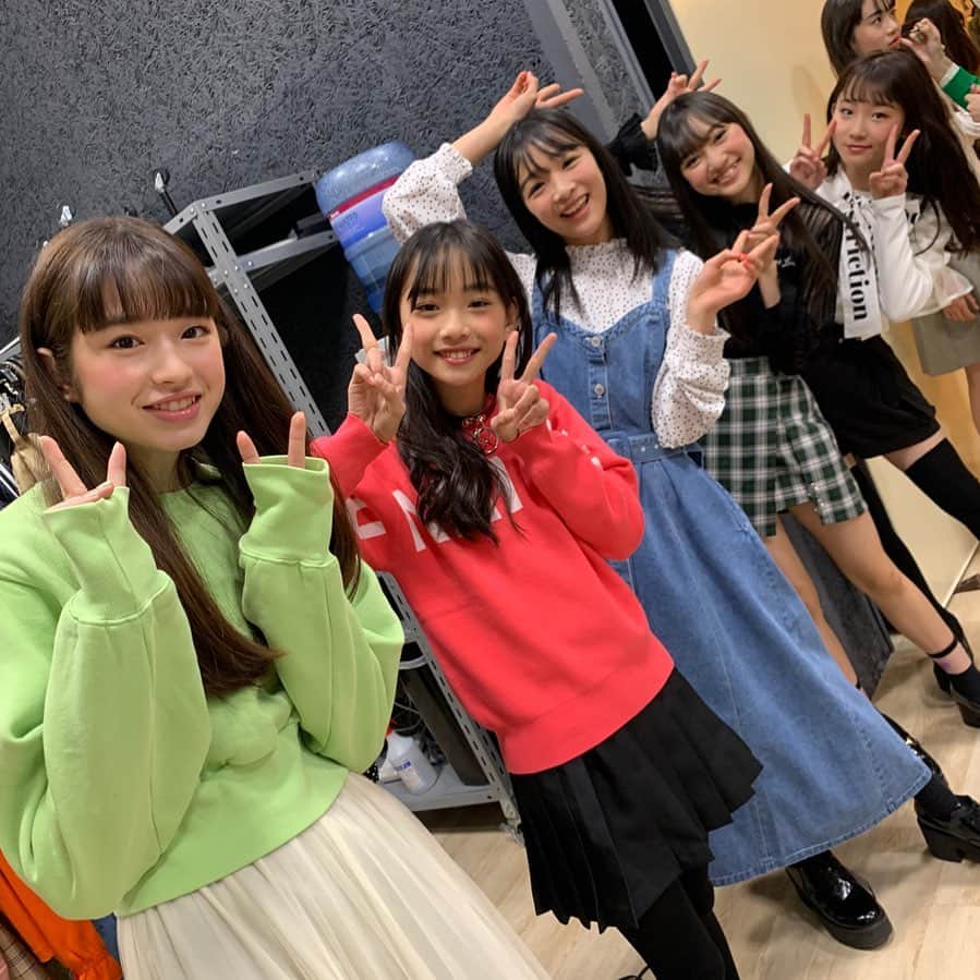 ニコ☆プチのインスタグラム：「ニコ☆プチTVで私服紹介してるよーー😝﻿ ﻿ ﻿ みてね😍﻿ ﻿ ﻿ ﻿ #ニコプチ﻿ #プチモの私服﻿ #葛西杏也菜﻿ #松本麗世﻿ #中山あやか﻿ #犬飼恋彩﻿ #井口虹姫」