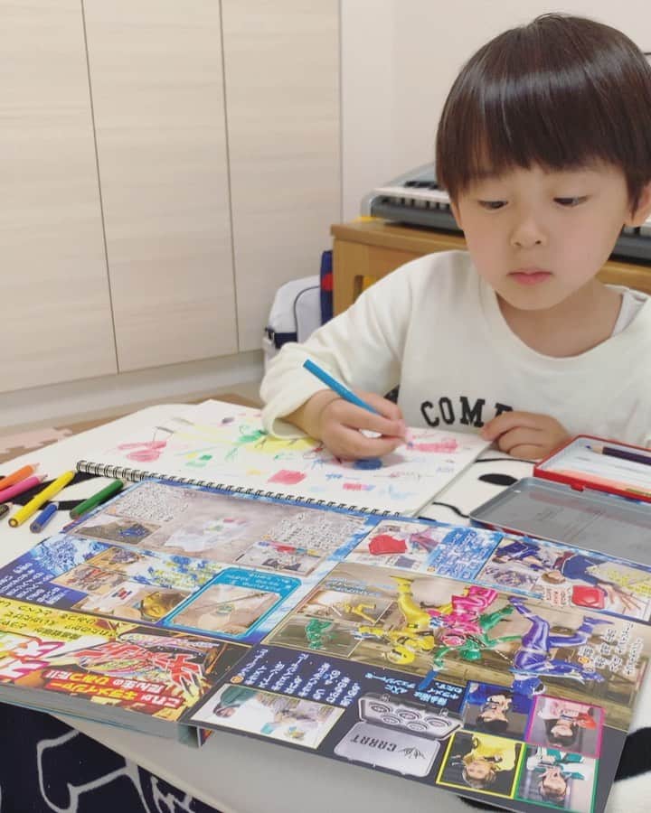 SHOGのインスタグラム：「キラメイジャー☺︎ お友だちといっぱい遊びたい お外でいっぱい走りたい 電車に乗って遊びにいきたい ヨドバシでおもちゃ買いたいから はやくコロナやっつけて☺︎ * #たれまゆちゃん #魔進戦隊キラメイジャー #キラメイジャー#お絵かき #男の子#息子#4歳#7月生まれ」