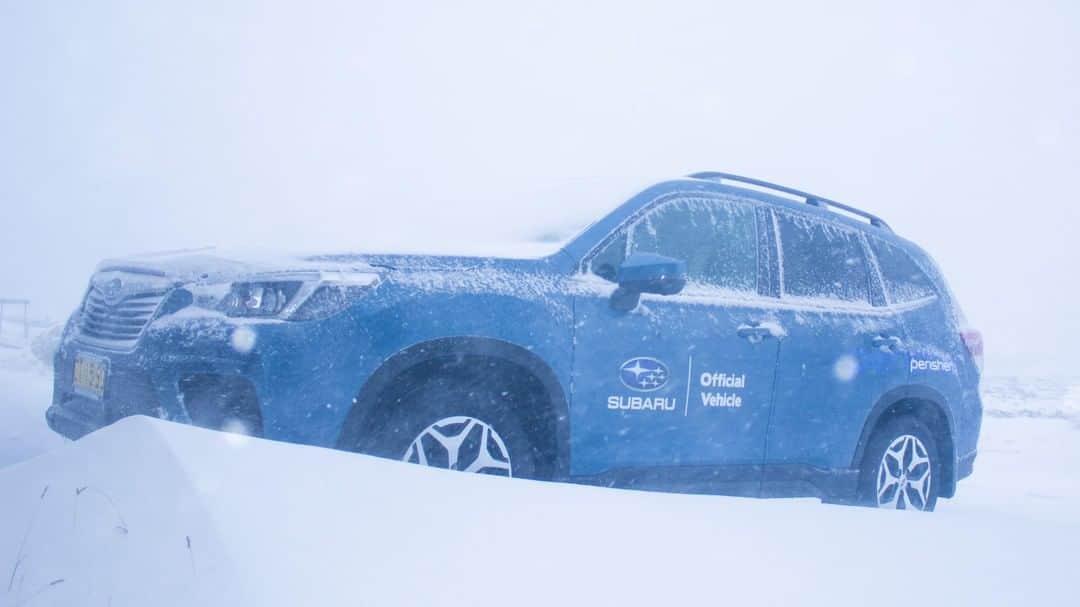 Subaru Australiaさんのインスタグラム写真 - (Subaru AustraliaInstagram)「Snowing in May, you better believe it! ❄️❄️❄️ @perisher_resort has received fresh snow, with more heavy snow and blizzard-like conditions predicted over the weekend 😮. ⁣Keep warm everyone ☕🧣🧦 ⁣ ⁣#Subaru ⁣#SubaruForester ⁣#SubaruAWD ⁣#SubaruAWDCountry ⁣」5月2日 11時36分 - subaruaustralia