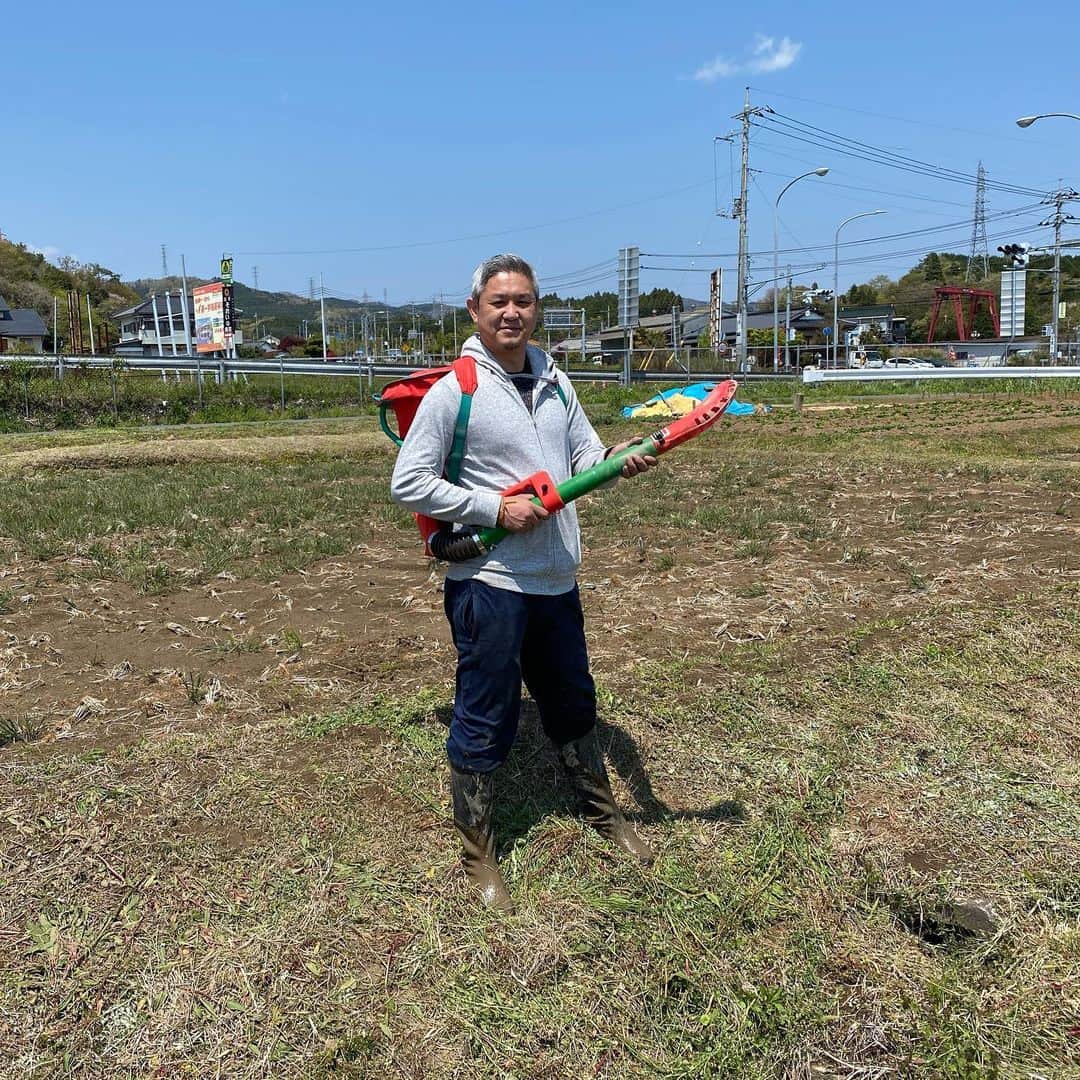 今日ヤバイ奴に会ったのインスタグラム：「田植えの思い出 コロナ収束しないと稲刈りもしちゃう」