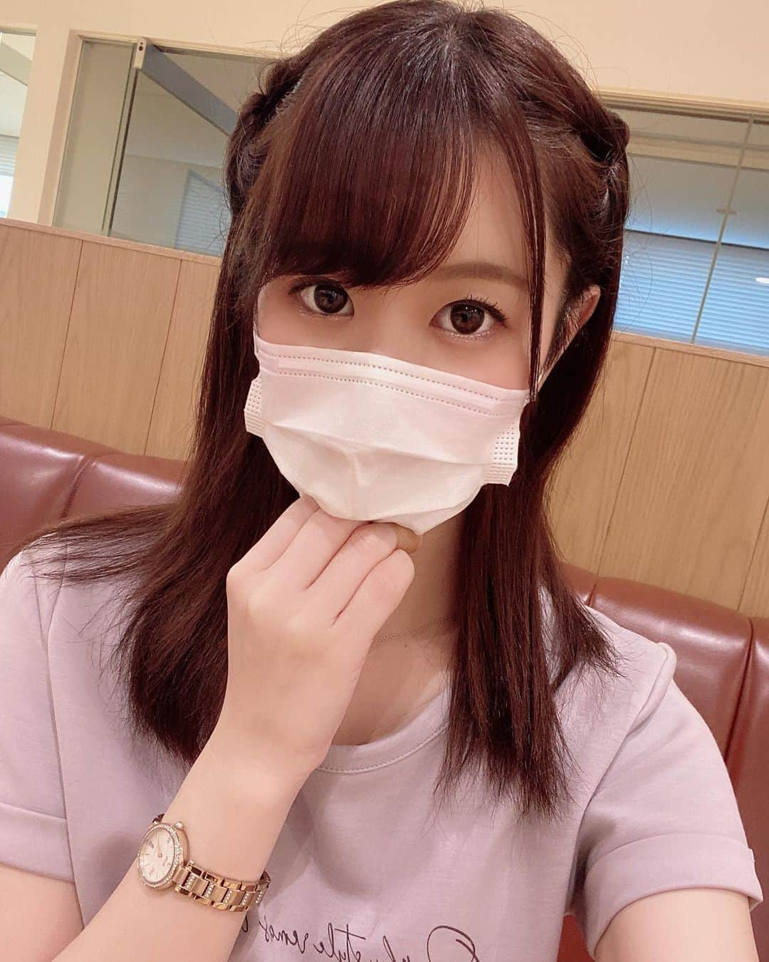 二宮ひかりさんのインスタグラム写真 - (二宮ひかりInstagram)「・ ・ ・ マスク二宮。 ・ ・ ・ #av女優 #二宮ひかり  #にのひー  #ちっぱい #貧乳 #手のひらサイズ #アタッカーズ #アタッカーズ専属 #マスク  #コロナ対策  #手洗いうがい」5月2日 21時35分 - hikari_ninomiya_